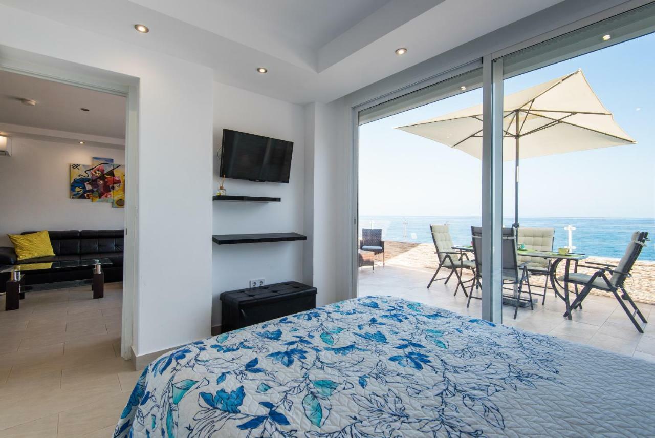 Seashore Bungalow Stunning Торремолинос Экстерьер фото